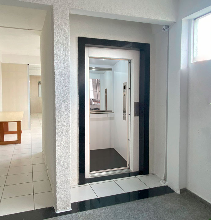 Elevadores de Serviço Metal Laran